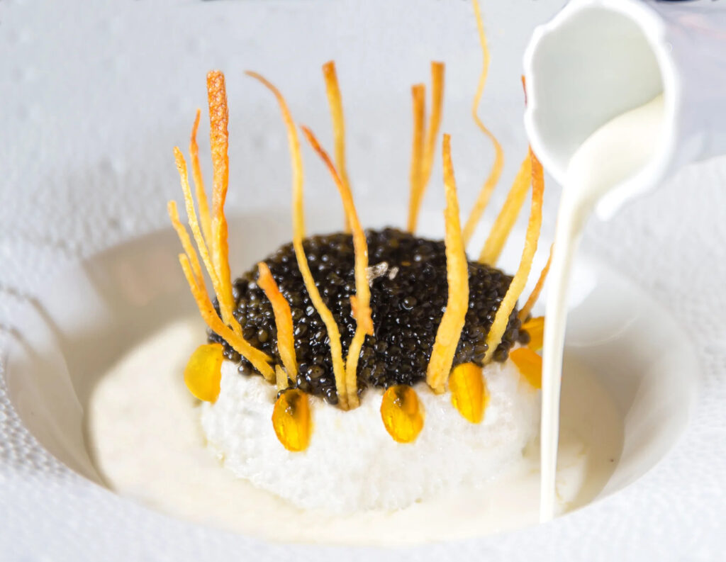 Île flottante au caviar