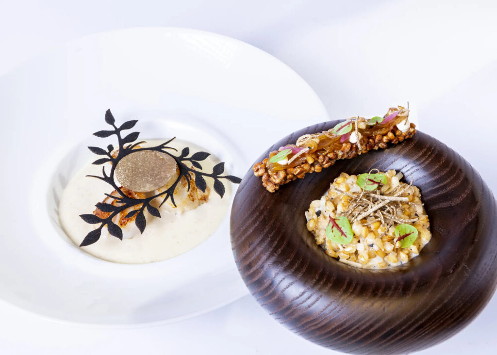Plat de Saint-Jacques caramélisées, risotto d’épeautre et truffe