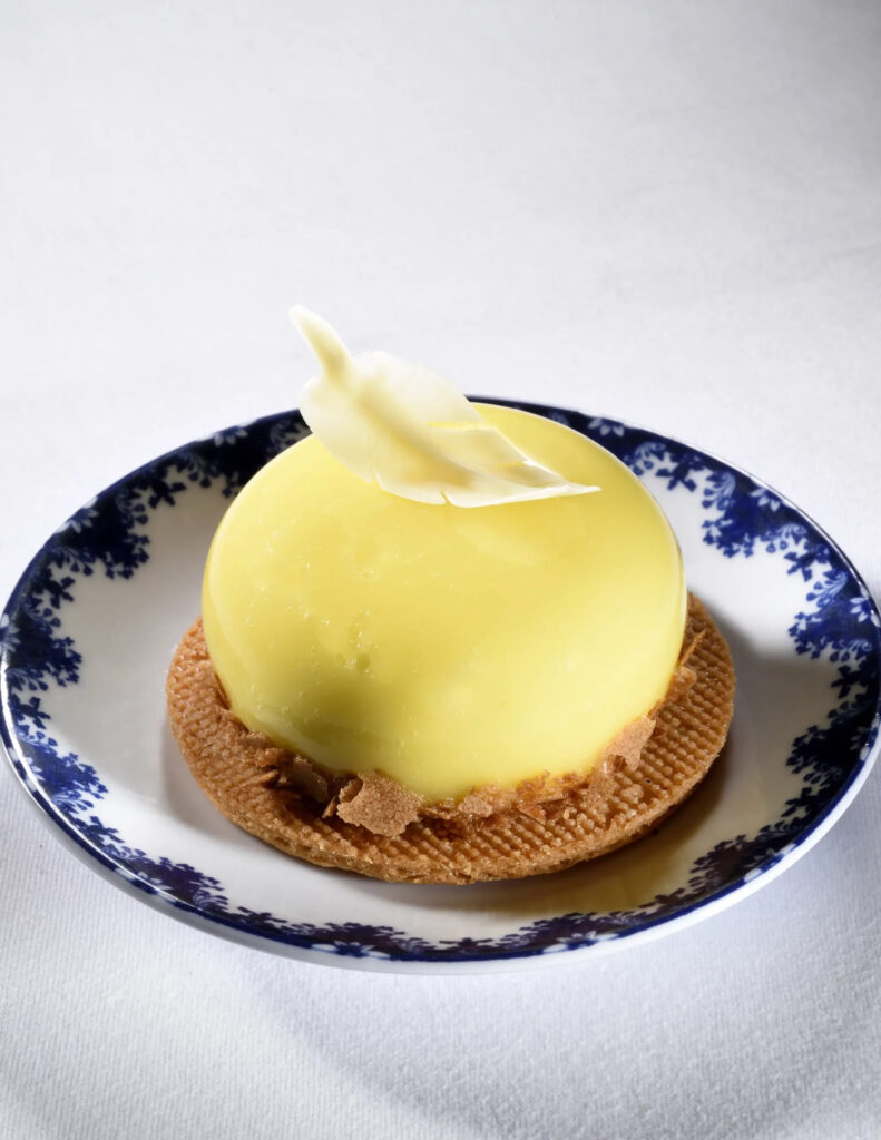 La Plume citron et Earl Grey, dessert mousseux