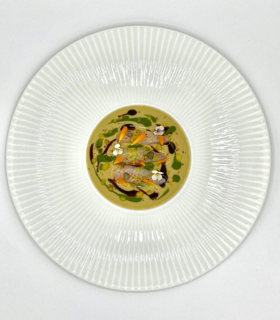 Daurade marinée et velours d’artichaut
